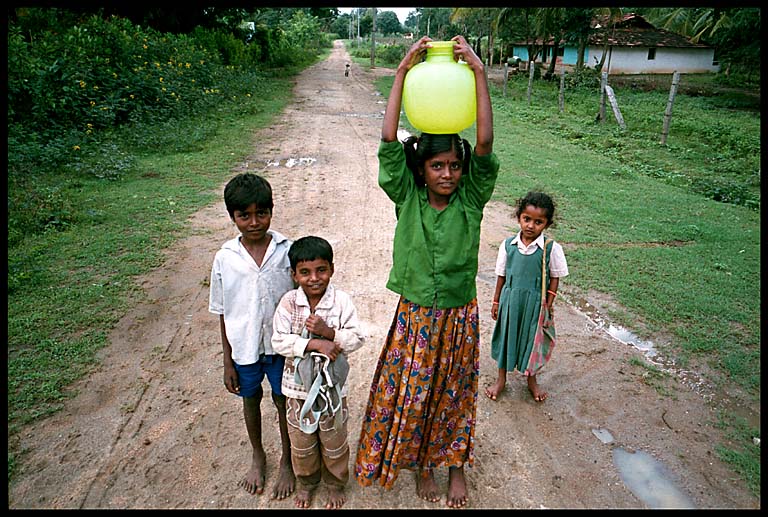 kabini village kids1