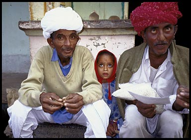 old men and a girl 30768 bytes