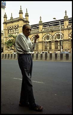 vt bus stand dude 21241 bytes